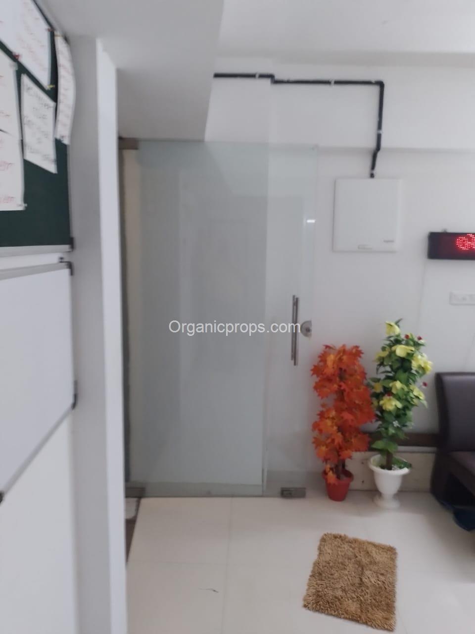 OFFICE ON SALE